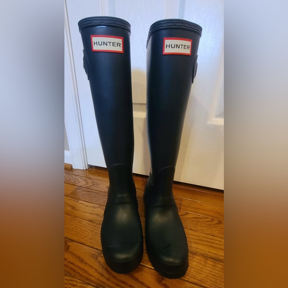 NWOB Hunter Matte NAVY Original Tall Women's Rain Boots SIZE 5 - Picture 2 of 9